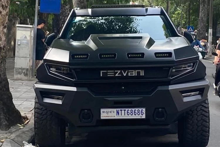 Tận thấy Rezvani Vengance "khủng long" chống đạn tại Hà Nội