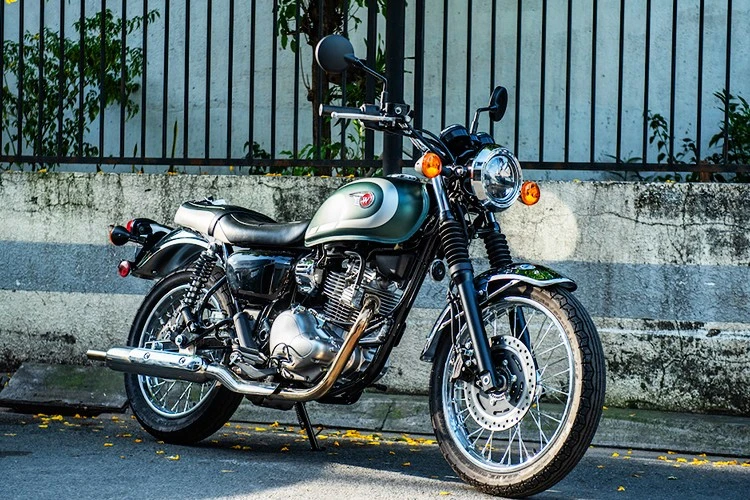 Chi tiết Kawasaki W230 2025 vừa ra mắt Việt Nam, giá 124,9 triệu đồng