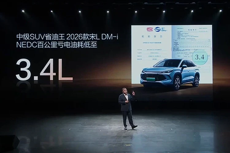 Ra mắt BYD Song L 2026 chạy 1.630 km "ăn xăng" 3,4L/100km, từ 516 triệu