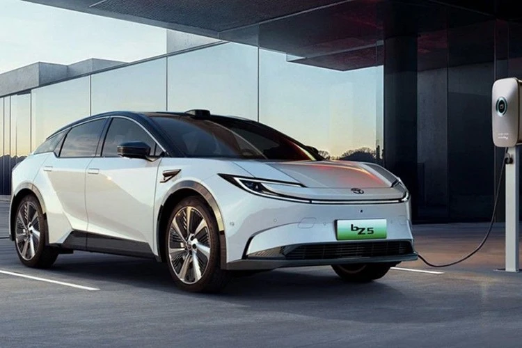 View - Chi tiết Toyota bZ5 - chiếc SUV điện giá rẻ chi 18.000 USD | Báo Tri thức và Cuộc sống - TIN TỨC PHỔ BIẾN KIẾN THỨC 24H