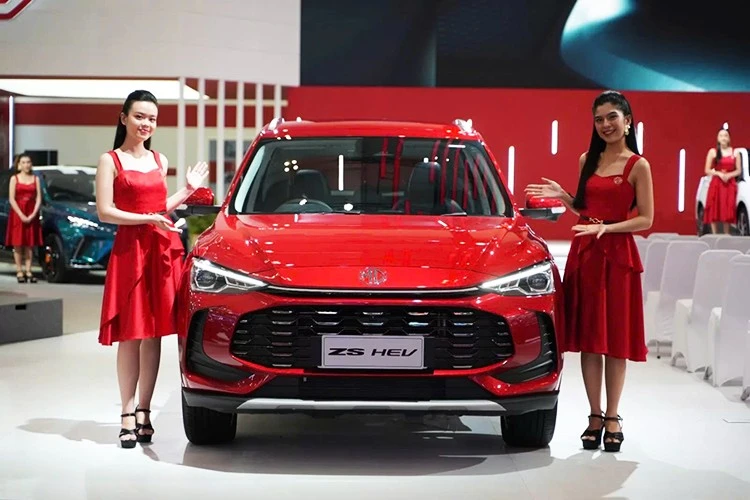 Chi tiết MG ZS 2025 "uống xăng" 5,1L/100km, sắp về Việt Nam