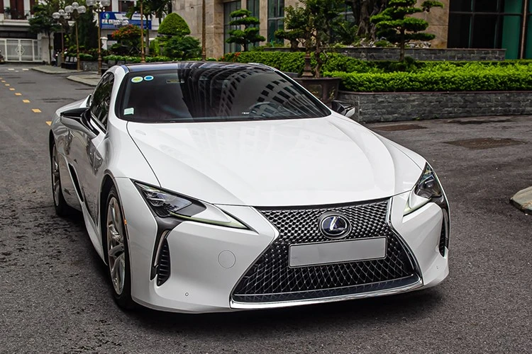 Cận cảnh Lexus LC 500h "siêu hiếm" tại Việt Nam bán gần 6 tỷ
