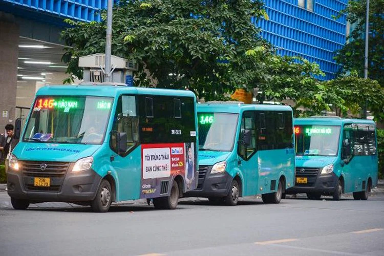 Cấm xe máy xăng, Hà Nội sẽ đưa buýt mini chạy trong vành đai 1