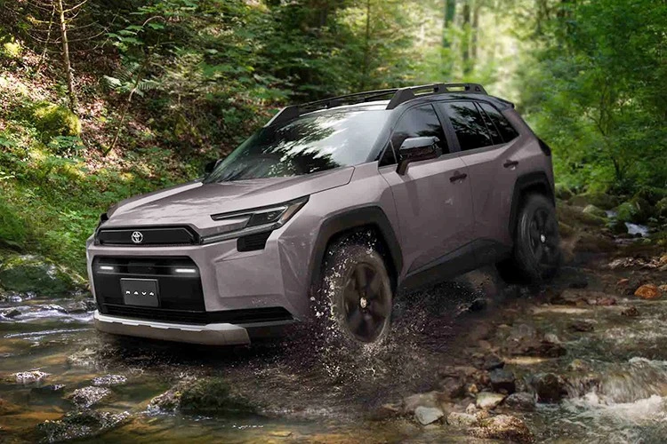 Toyota RAV4 Adventure 2026 - SUV dành cho các "phượt thủ"