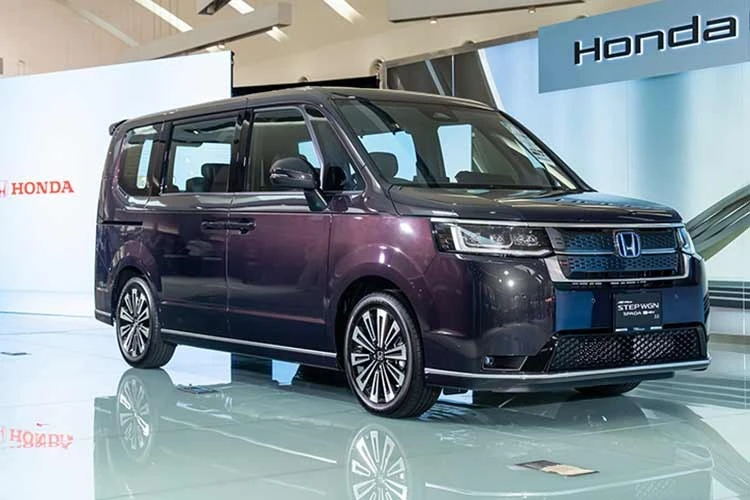 Honda STEPWGN e:HEV ra mắt Thái Lan - MPV 7 chỗ từ 1,45 tỷ đồng