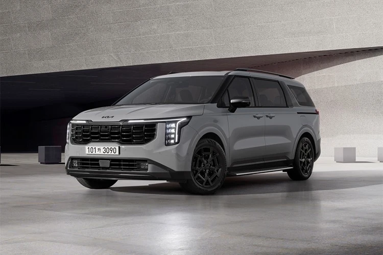 Kia Carnival 2026 mở bán từ 592 triệu đồng, thêm bản X-Line