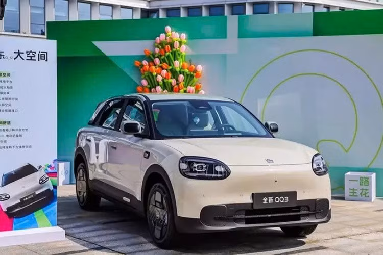 Chery QQ3 chạy điện giá 206 triệu "cháy đơn" với 56.879 khách mua