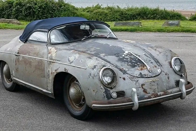 Phát lộ Porsche 356 1955 đắt nhất thế giới "ngủ" trong kho thóc 60 năm