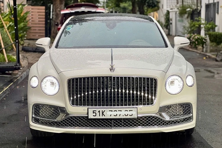 Bentley Flying Spur của đại gia Việt chạy 3000km lỗ hơn 7 tỷ