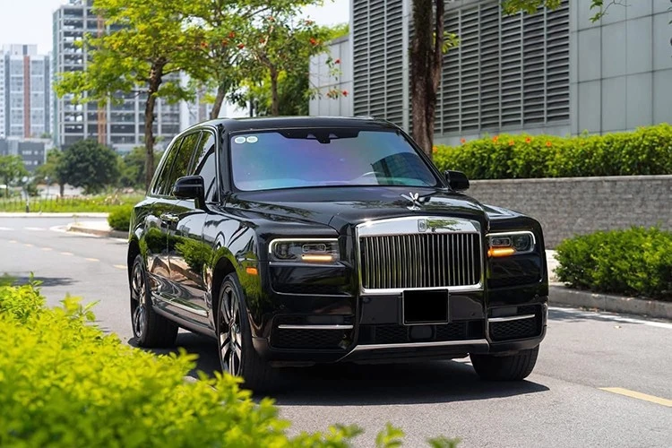 SUV siêu sang Rolls-Royce Cullinan rao bán chỉ hơn 10 tỷ ở Hà Nội