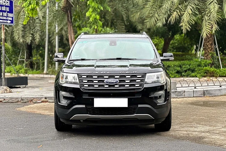 Ford Explorer 2016 mua 2,5 tỷ, đang rao bán 600 triệu ở Hà Nội