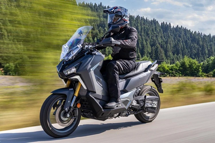 SYM ADXTG 400 2025 chính thức ra mắt, giá hơn 180 triệu đồng