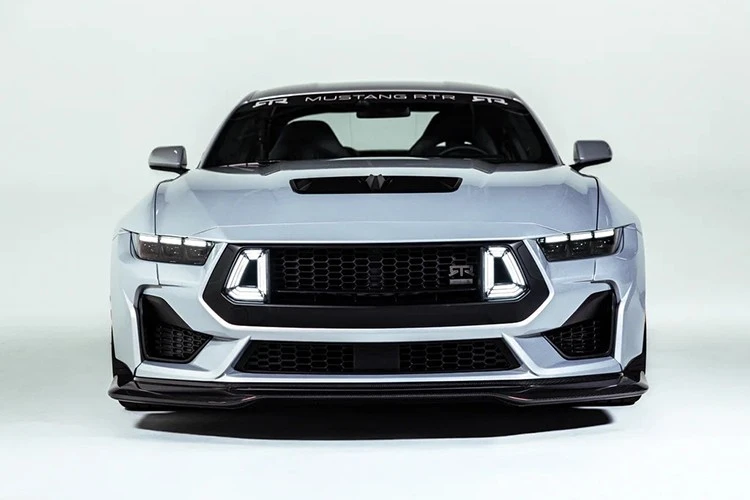 Ngắm "tuyệt phẩm" Ford Mustang S650 động cơ V8 mạnh 870 mã lực