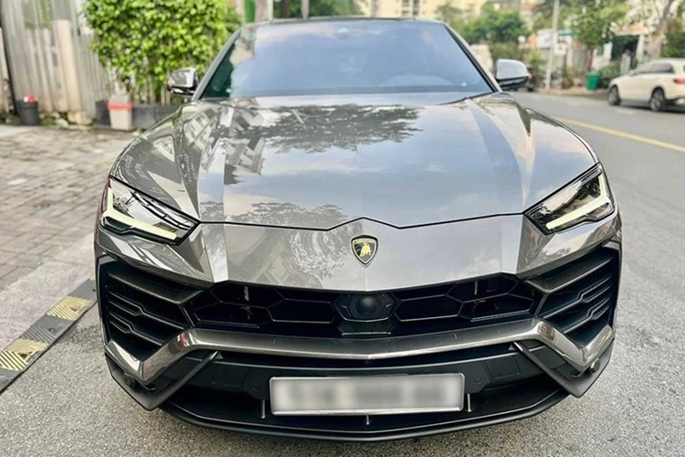 Đại gia TP.HCM bán Lamborghini Urus "siêu lướt" hơn 14 tỷ?