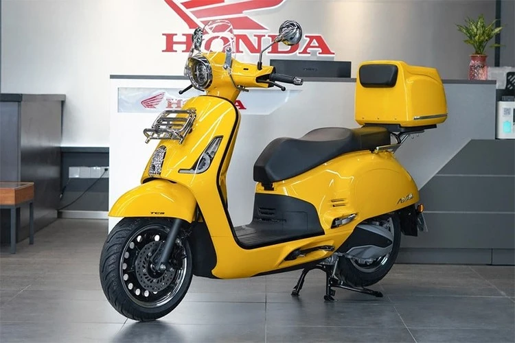 Honda NS150LA có cảm biến lốp, cam hành trình giá 58 triệu