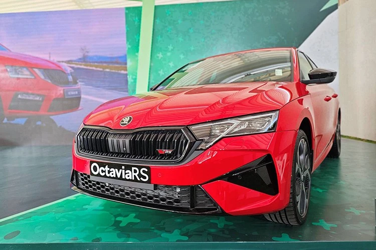 Skoda Octavia RS có gì mà chốt giá tới hơn 1,6 tỷ tại Việt Nam?
