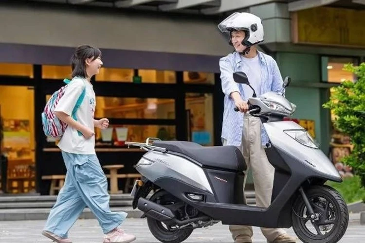 Honda NS125U giá 28 triệu đồng - xe ga "ăn xăng" chỉ 1,9l/100km