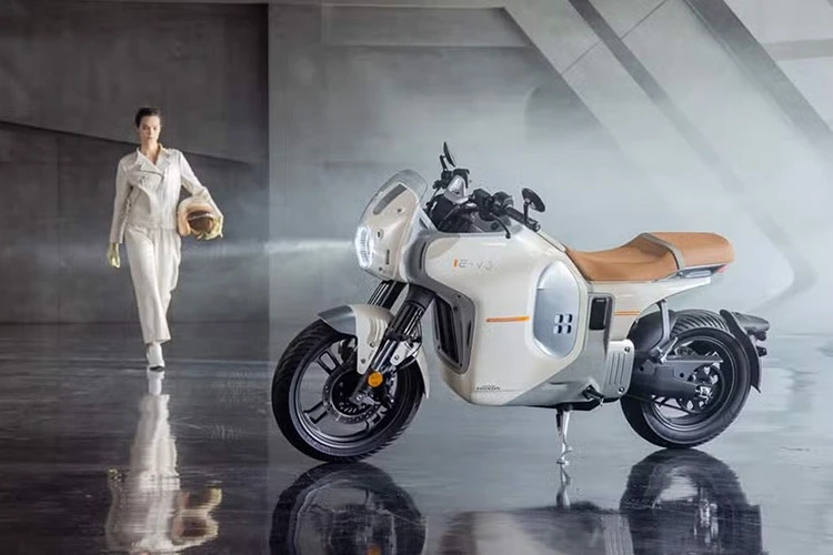 Cận cảnh Honda E-VO 2025 - xe môtô điện từ 96 triệu đồng
