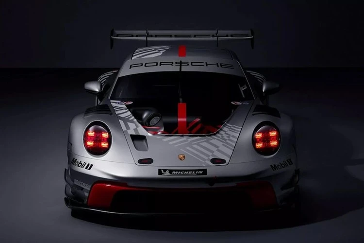 Porsche hé lộ 911 GT3 R - sức mạnh còn khủng hơn 911 GT3 RS