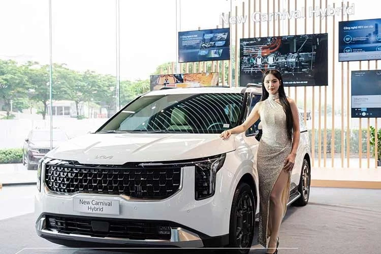 Cận cảnh Kia Sorento Hybrid 2026 tại Việt Nam, khoảng 1,6 tỷ đồng