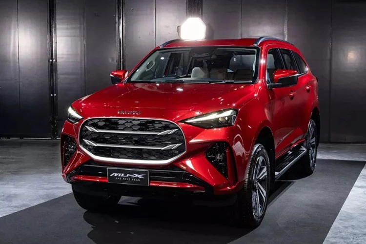 Isuzu mu-X 2025 sắp về Việt Nam, tăng giá có ế "chỏng vó"?