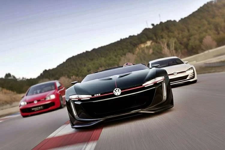 Volkswagen kỷ niệm 50 năm GTI với loạt ôtô độc lạ "nhất quả đất"