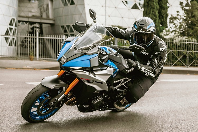 View - Suzuki GSX-S1000GX 2025 trình làng, giá từ 371,5 triệu đồng | Báo Tri thức và Cuộc sống - TIN TỨC PHỔ BIẾN KIẾN THỨC 24H