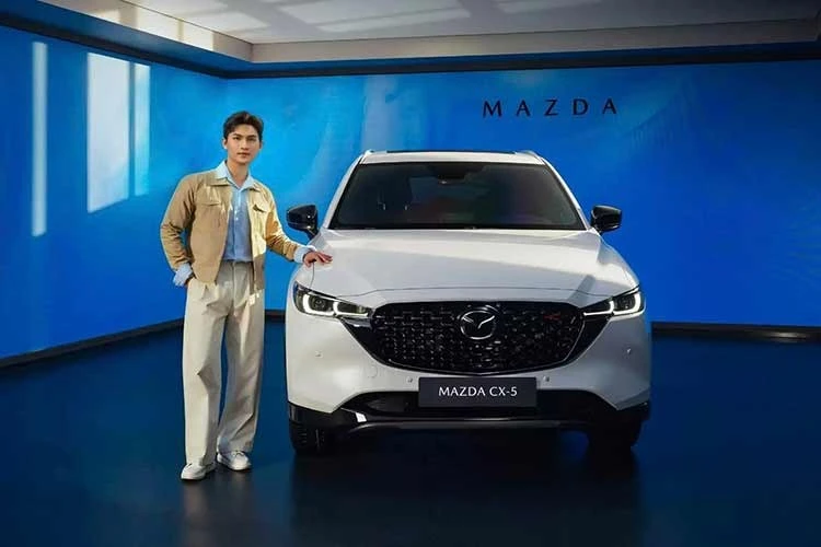 Mazda CX-5 tung bản giá rẻ chỉ 689 triệu, đua doanh số Ford Territory