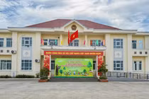 Trụ sở UBND xã Quảng Phú.