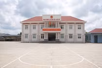 Trụ sở UBND xã Nam Hà Lâm Hà.