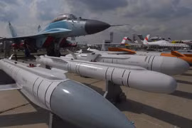 Từng chê là "sản phẩm lạc hậu", nay báo Mỹ lại ngợi khen tiêm kích MiG-35 Nga 