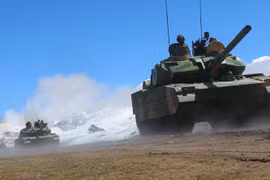 Ấn Độ "tự tin mù quáng", Trung Quốc sẽ "dạy cho một bài học"? 