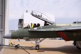 F/A-18 Block III Super Hornet lộ diện: Tiêm kích sẽ đánh bại Su-57 Nga?