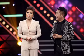 Danh hài Việt Hương khóc kể về thời nghèo khó trên truyền hình