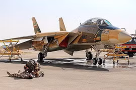 "Mèo đực" F-14 Tomcat nâng cấp của Iran thừa sức đấu tay đôi với tiêm kích Mỹ 