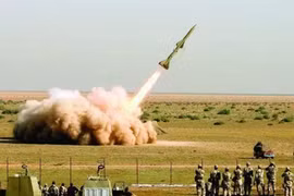 Những cải tiến trên tên lửa đạn đạo Conqueror của Iran có thể khiến Mỹ ôm hận