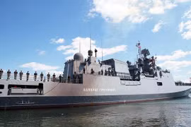 Điều 2 khu trục hạm mang Kalibr áp sát Syria: Thông điệp “chết chóc” của Nga?