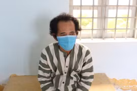 Gã đàn ông hiếp dâm bé gái 13 tuổi rồi bỏ trốn