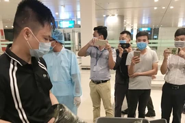 Hải quan bắt 29 kg nghi sừng tê giác từ Hàn Quốc về Cần Thơ