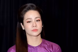 Diễn viên Nhật Kim Anh bật khóc khi giành được quyền nuôi con 