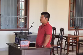 Y án bị cáo kéo sập nhà kho trong 'dự án ấp A triển khai ở ấp B'