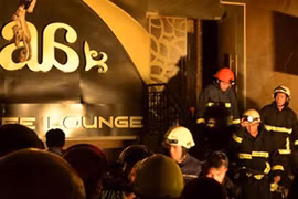 Quán cà phê Sài Gòn cháy dữ dội sau khai trương