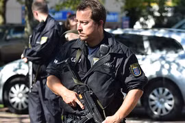 Lộ danh tính nghi phạm vụ xả súng kinh hoàng ở Đức