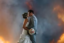 9 bức ảnh cưới “độc lạ ” nhất thế giới