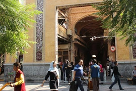 Hình ảnh cuộc sống thường ngày ở Tehran, thủ đô Iran