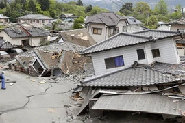 Nhật Bản lại bất ngờ xảy ra động đất mạnh