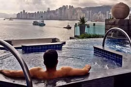 Các cậu ấm, cô chiêu vung tiền xả láng ở Miami