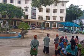 Sở Y tế Sơn La thừa nhận bệnh nhân tăng đột biến