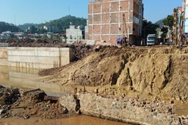 Cận cảnh dự án kè suối Nậm La nghi sử dụng sai nguồn vốn nhà nước