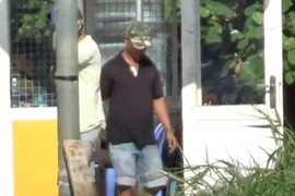 'Cò’ bảo kê xe qua chốt CSGT vào giờ cấm ở TP HCM